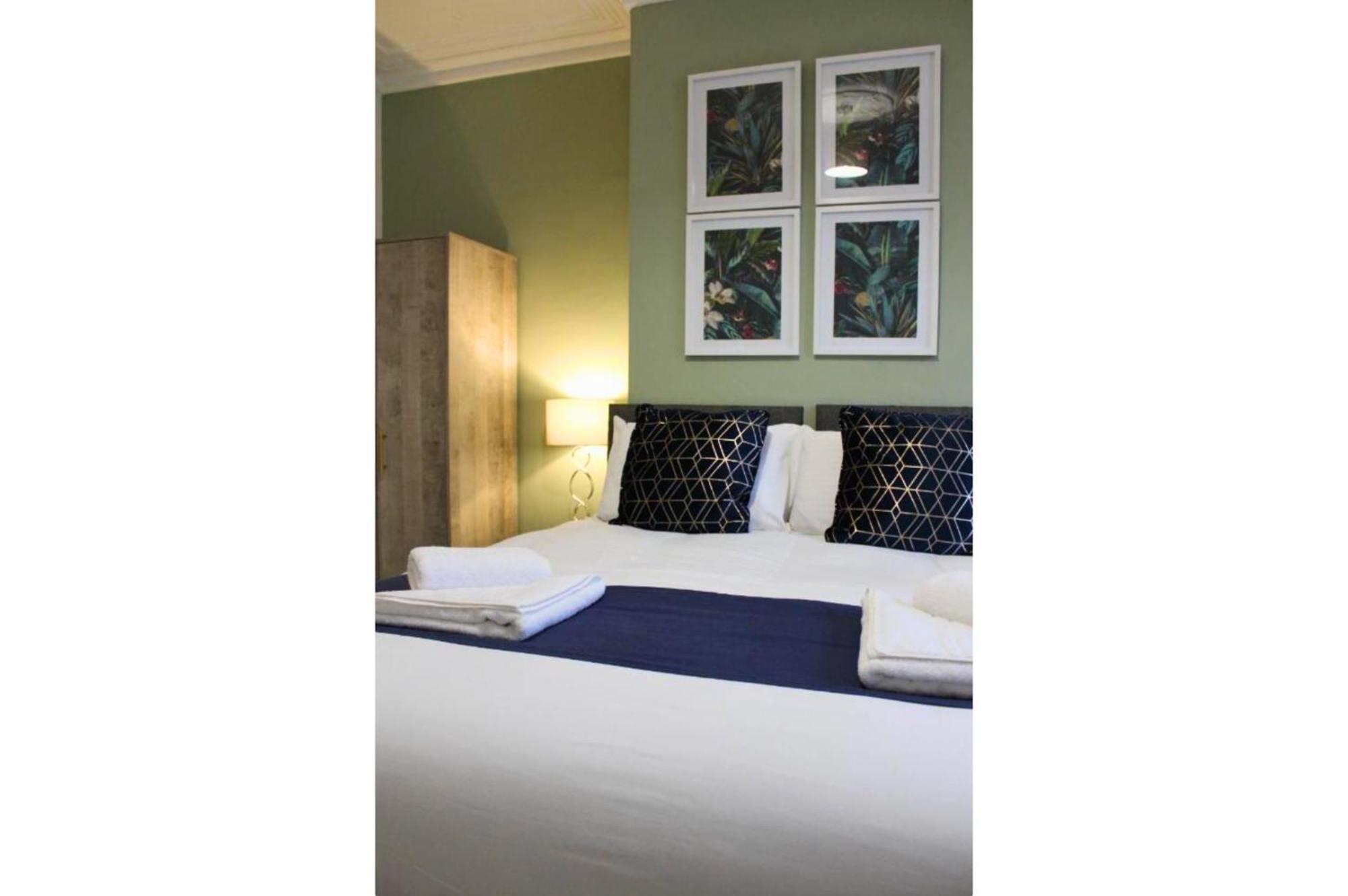Station House By Horizons Stays Darlington  Eksteriør billede
